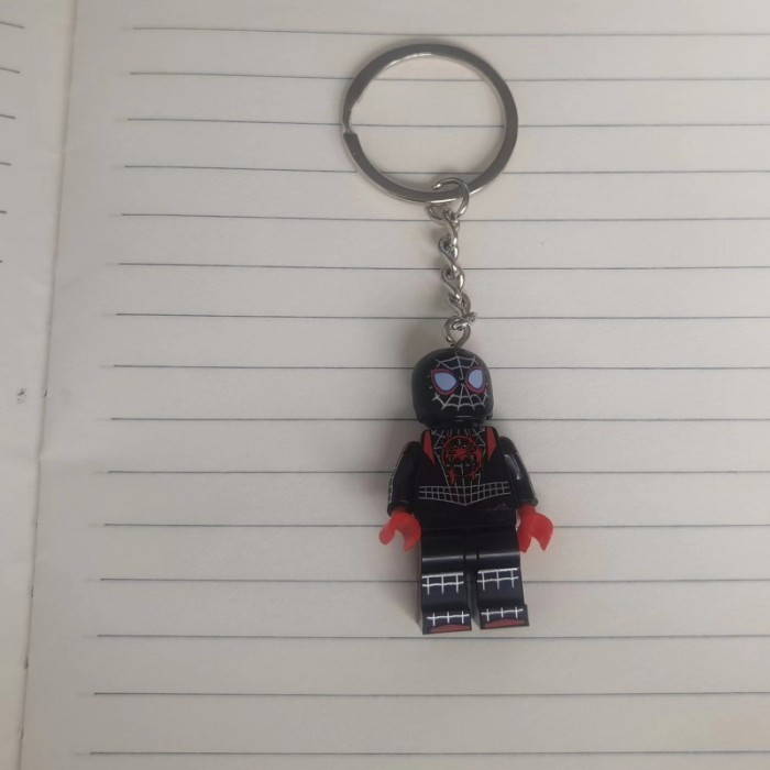 Diskon 2Pcs Gantungan Kunci Pasangan Spiderman Miles Morales & Spider Gwen Gantungan Kunci Lego
