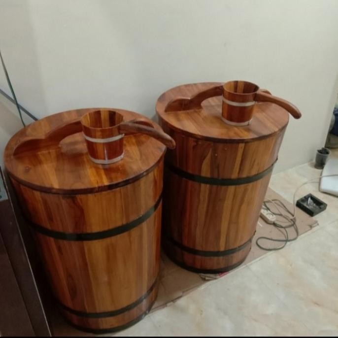 Bak Mandi tutup dan gayung T60 / ember kayu