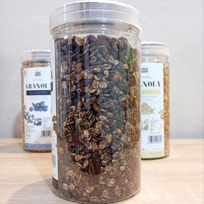 

Granola Cemilan Sehat Dari Campuran Oat Kismis Kurma Dan Kacang - Kacangan Kering Ukuran 500Gram