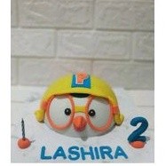 

pinata cake pororo