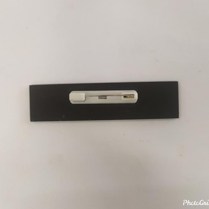 

PAPAN NAMA DADA GRAFIR HITAM DOFF NAMETAG HITAM DOVE FULL PENITI