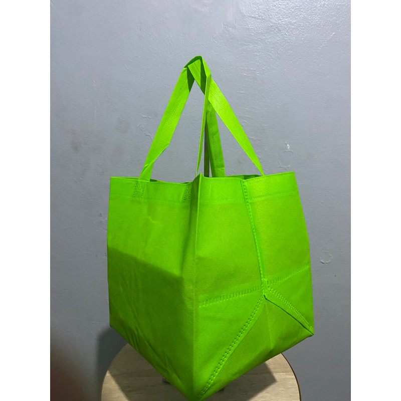 

Lsp (1 Pack = 60 Pcs) Goodie Bag Tas Hajatan 22x22 Tinggi 28 Cm / Tas Nasi Box / Tas Hajatan / Tas