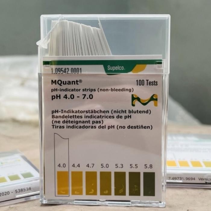 pH Indicator Paper Strip 4-7 Merck 1.09542.0001