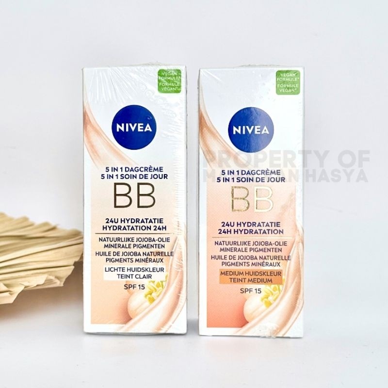 Sari NIVEA BB CREAM 24H Hydration Dengan Jojoba Oil, Vitamin E, dan Pigmen Mineral