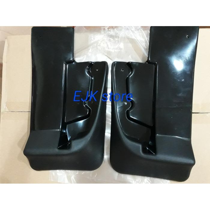 Karpet lumpur roda/ mud guard Grandmax rear( belakang)