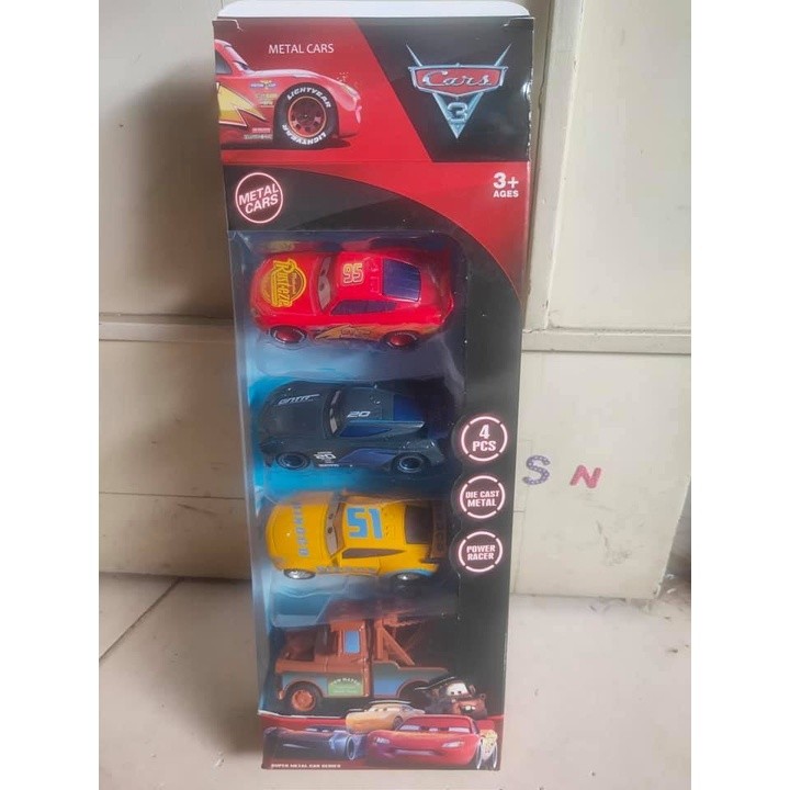 DIECAST METAL MOBIL CARS MCQUEEN