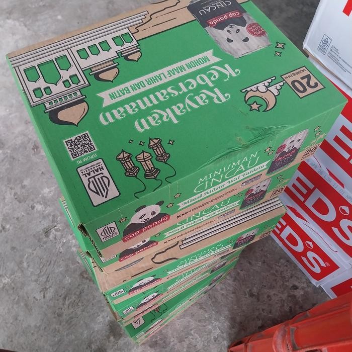 

Tjia Wu - Cincau Cap Panda 1 Dus Isi 24 Kaleng Cap Panda - Minuman Cincau Hitam