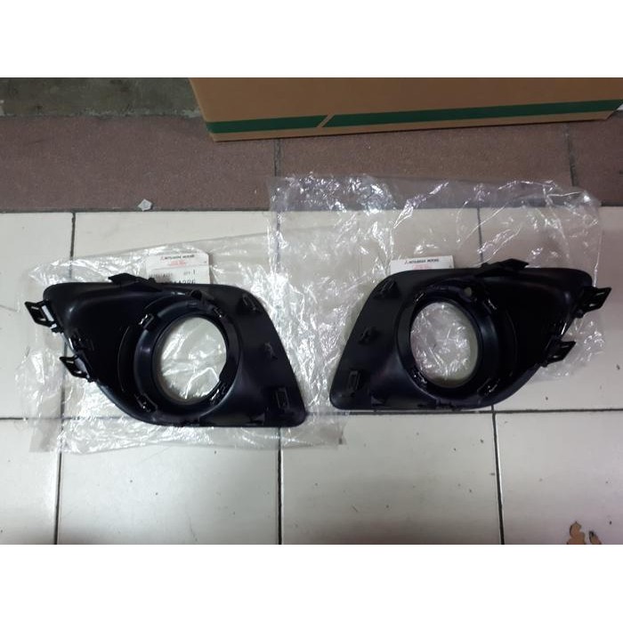 Berkualitas Cover Foglamp Outlander