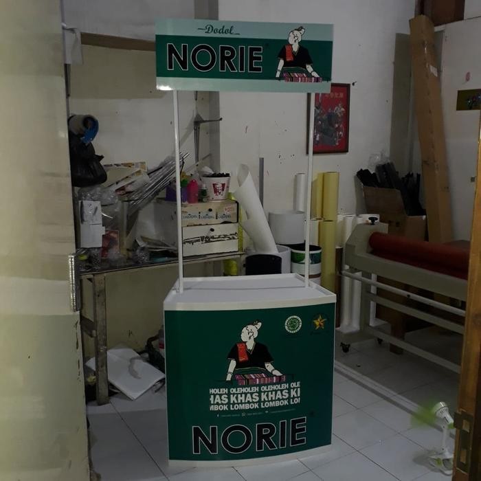 

Paket Hemat Event Desk + Roll Up Banner ( Sudah Termasuk Cetakan)