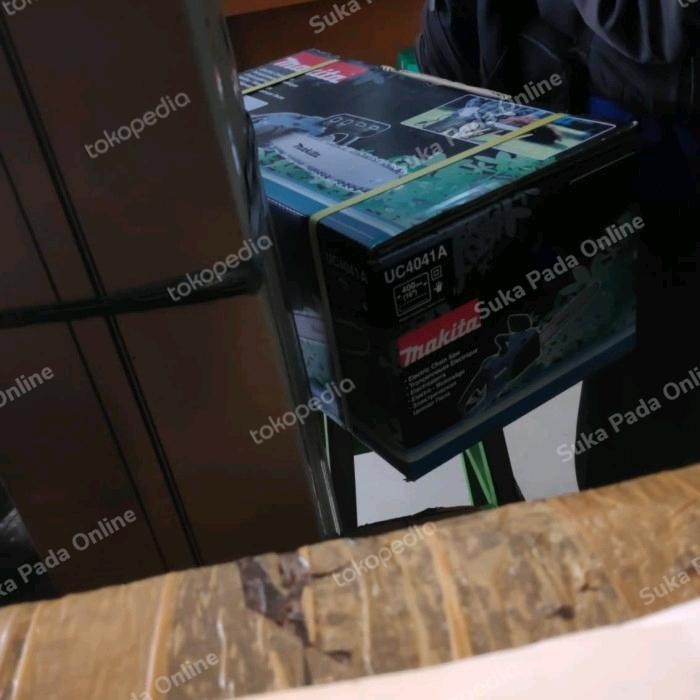 Paling Murah Chainsaw Potong Kayu Listrik Makita Uc4041A