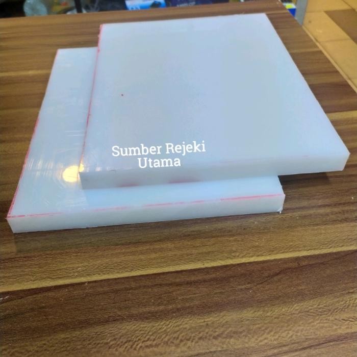 PREMIUM Nylon PE Sheet 12mm x 30cm x 30cm / Nylon PE Lembaran