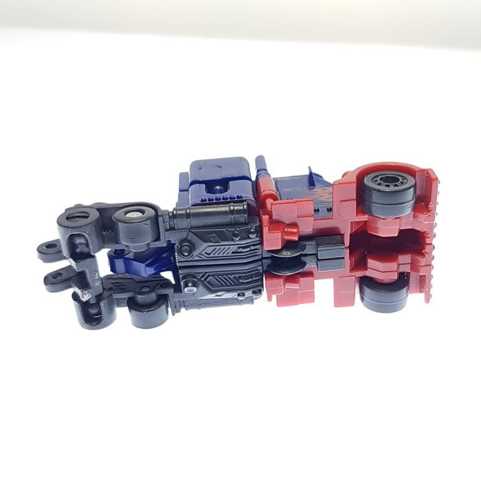 EZ COLLECTION OPTIMUS PRIME LEGEND CLASS TRANSFORMERS