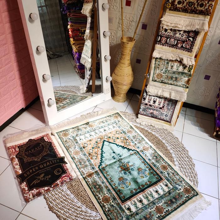 Sajadah Turkey Tebal Lembut Motif Yakar Karpet