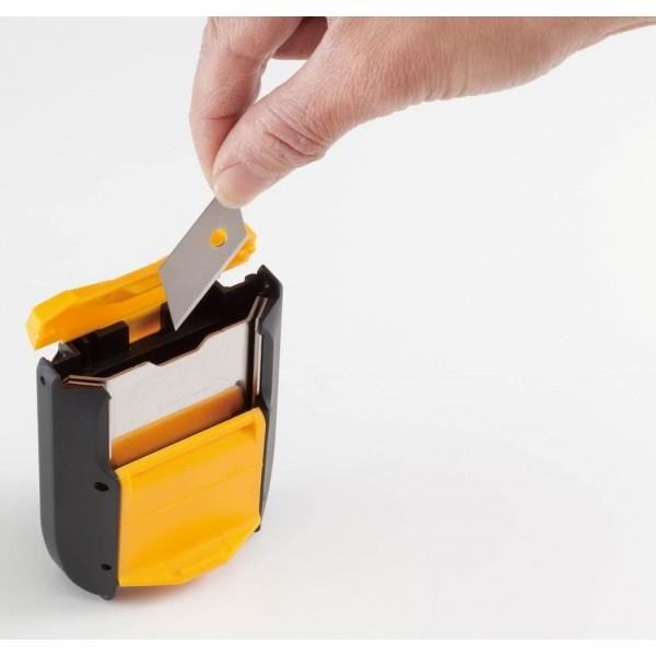 

Kotak Pembuangan Pisau Cutter DC-5 (211B) OLFA Blade Disposal Case