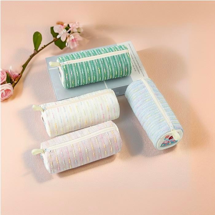 

Tempat Pensil Korea TWEED CAKE Bulu Premium Pencil Case Korea Aehetic Eetik Minimalis Cute Import
