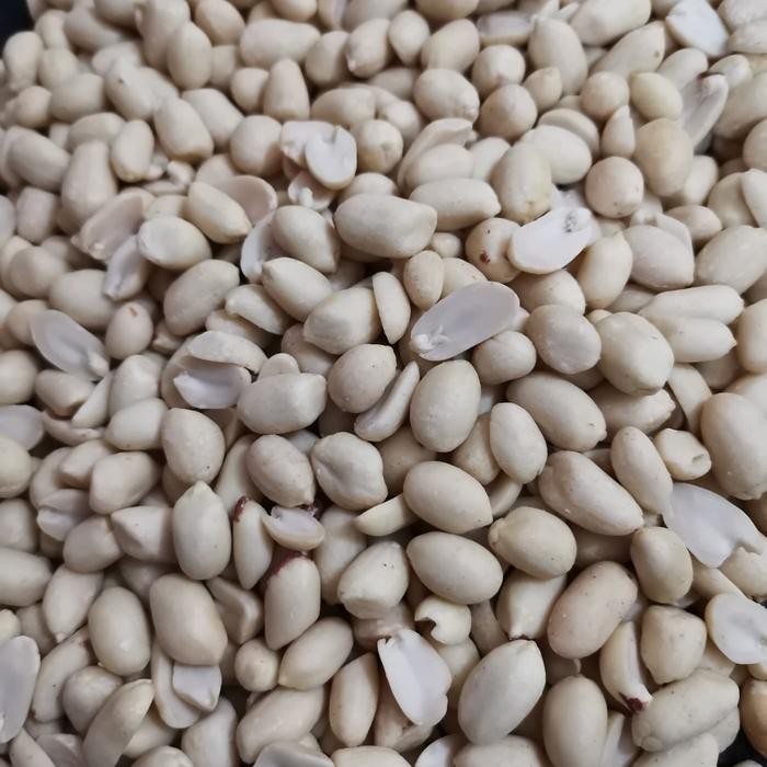 

Kacang Tanah Kupas Mentah Berat 1kg / 1000gr