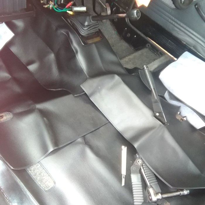 Karpet Dasar Jimny Katana