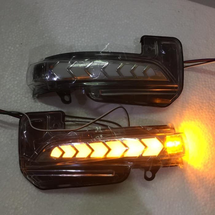 Lampu Sein Spion Fortuner Vrz - Led Sein Running