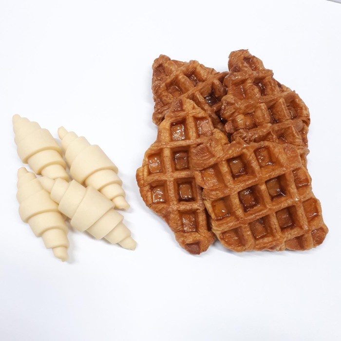 

DON BAKESHOP CROFFLE FROZEN DOUGH KODE 623