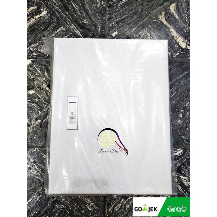 Panel Box Ukuran 40 x 30 x 15 cm Indoor
