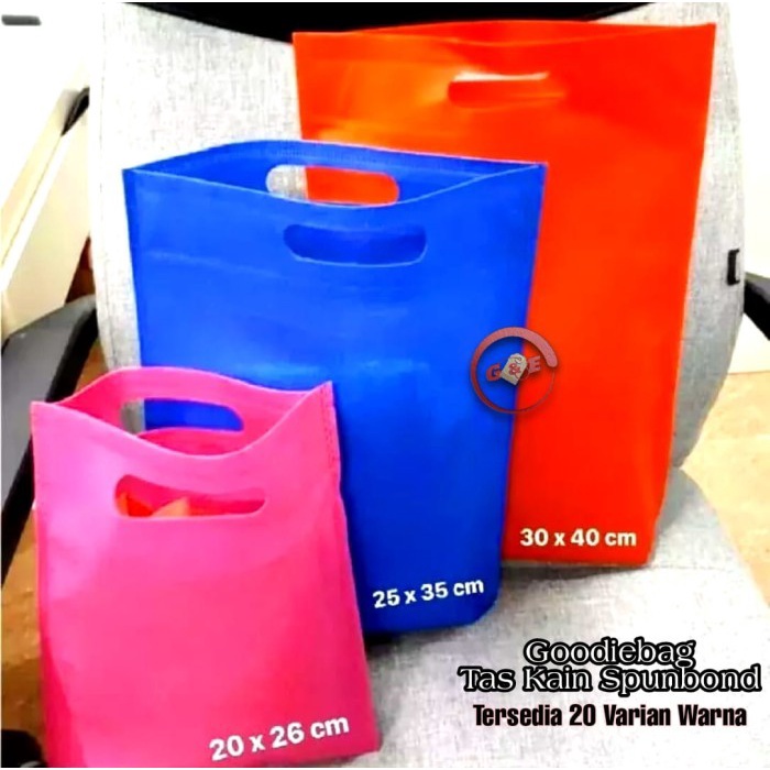 

Flashshow Model Oval size S, M, & L Tas Kain Spunbond Goodie Bag Ulang Tahun