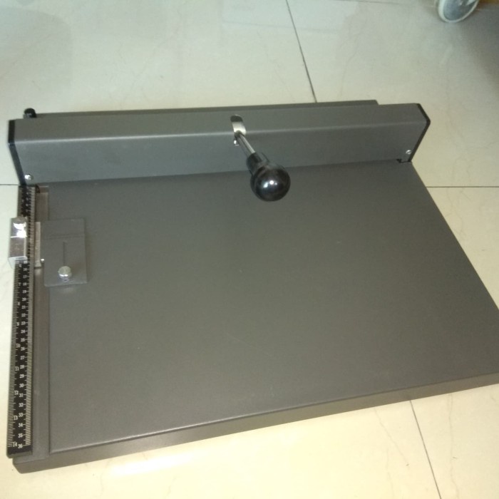 

Mesin Creasing Manual Ukuran A3,350mm