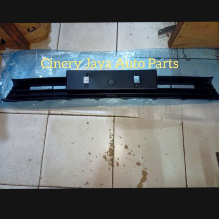 Grill GRIL Grille Bemper BUMPER Bawah INNOVA Reborn FACELIFT 2020-2021