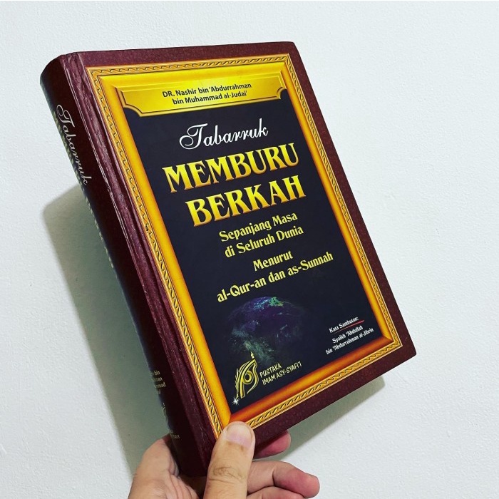 

Tabarruk Memburu Berkah Sepanjang Masa di Seluruh Dunia