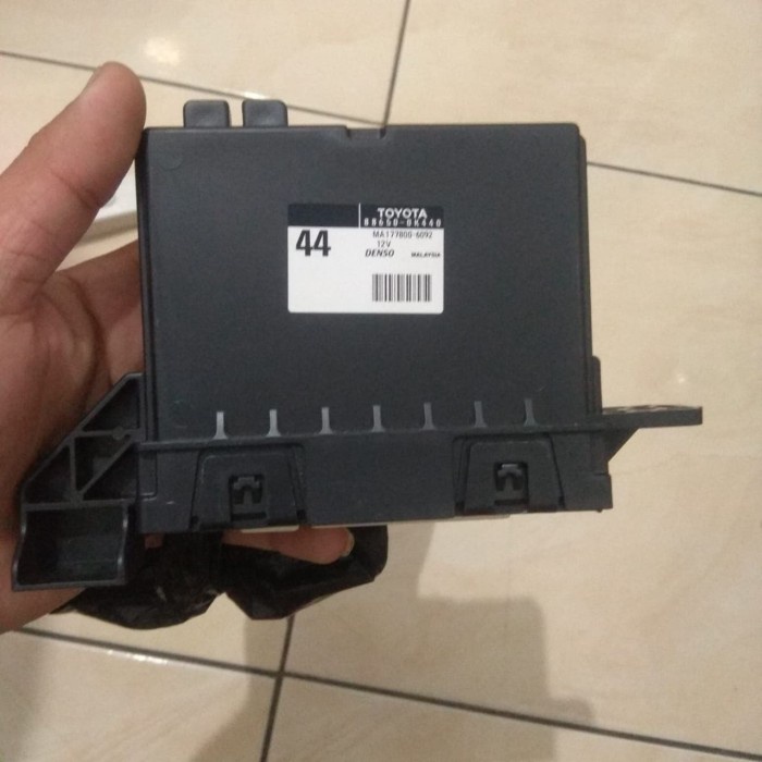 Amplifier Ac Innova Reborn Fortuner Vrz Srz Hilux Ok440 Original