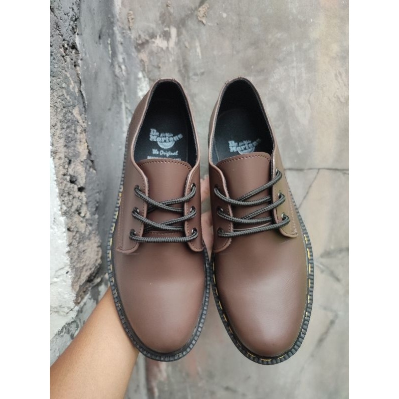 NEW DEALS Dr Martens Low Boots Original unisex pria wanita Sepatu dokmar 3 hole