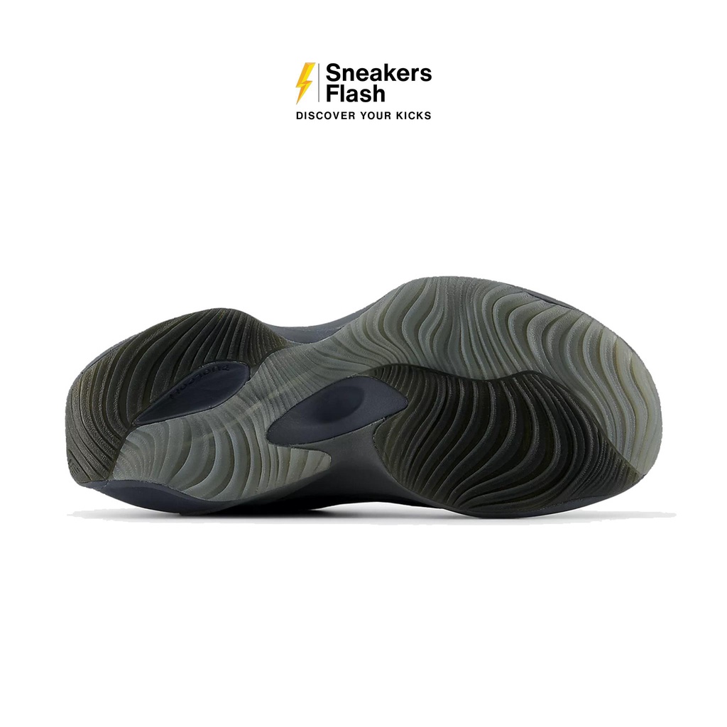 NEW BALANCE Wrpd Runner Lunar New Year Black Sepatu Sneakers Unisex - UWRPDLN - Size 37