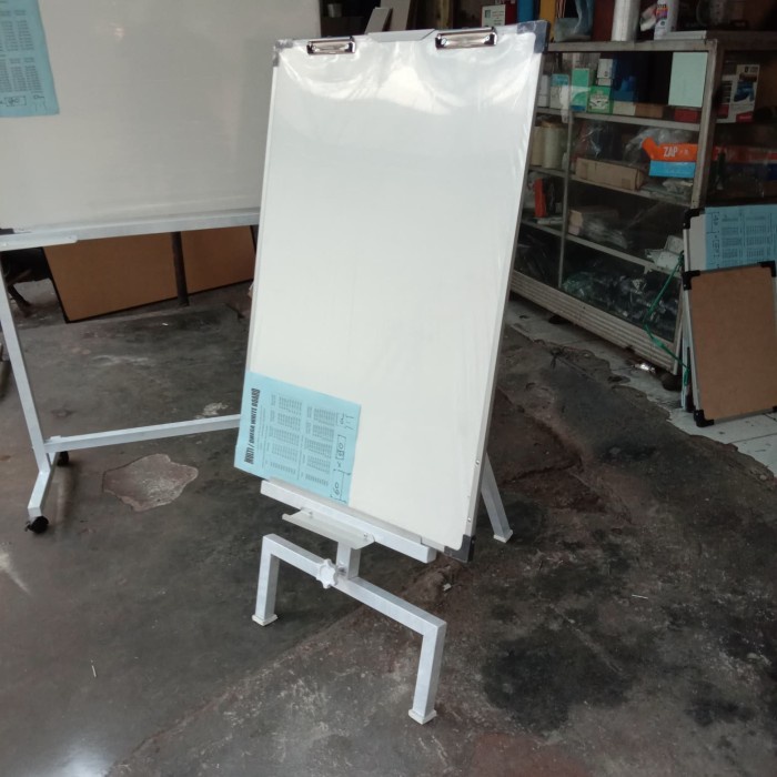 

flip chart 60x90 hpl mudah di hapus free prngapus +spidol+kertas