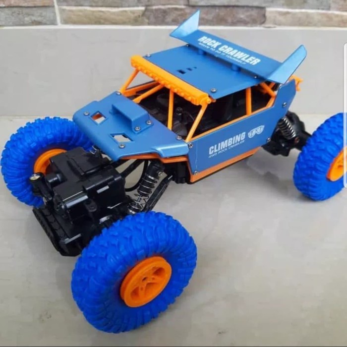 RC Rock Crawler Defender scale 1/18 4WD 4X4 offroad adventure climbing