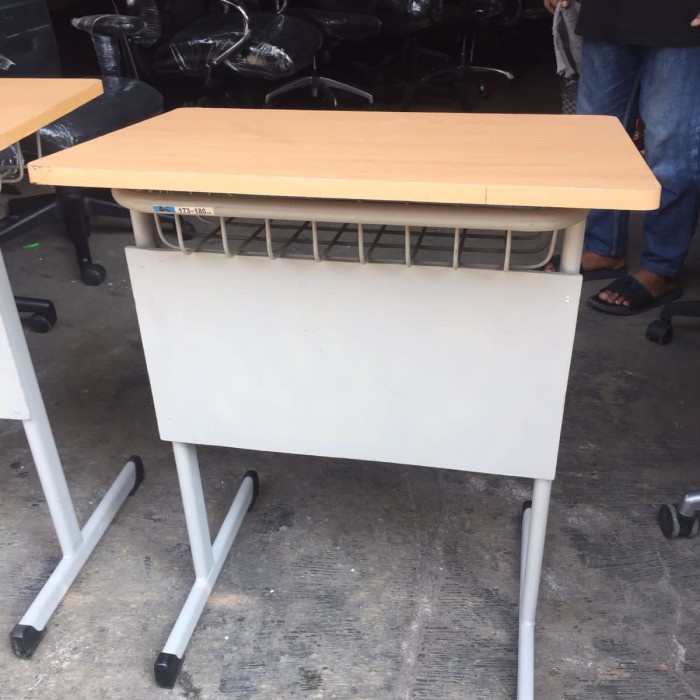 PREMIUM Meja Belajar / Meja kerja / meja les, kayu lapis + kaki besi 60x40cm