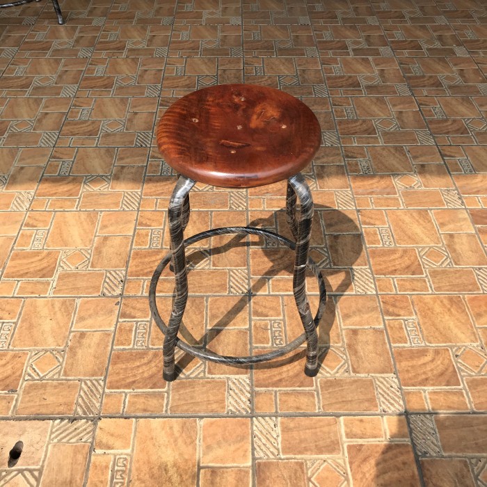 PREMIUM Kursi Besi Pendek / Kursi Kayu / Kursi Cafe / Kursi Bakso / Kursi Baso