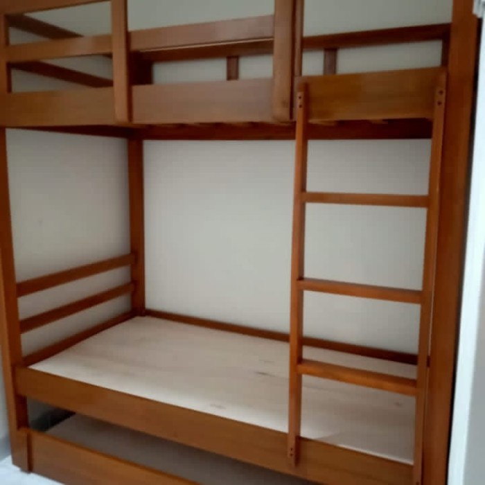 RANJANG TINGKAT KAYU JATI SUSUN