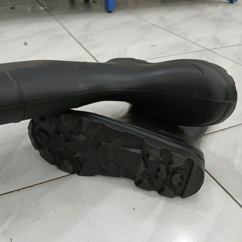 FREE ONGKIR SEPATU BOOTS HUJAN BRUCE BOOTS UNTUK PRIA WANITA BAHAN KARET ANTI AIR ANTI SLIP SUPER