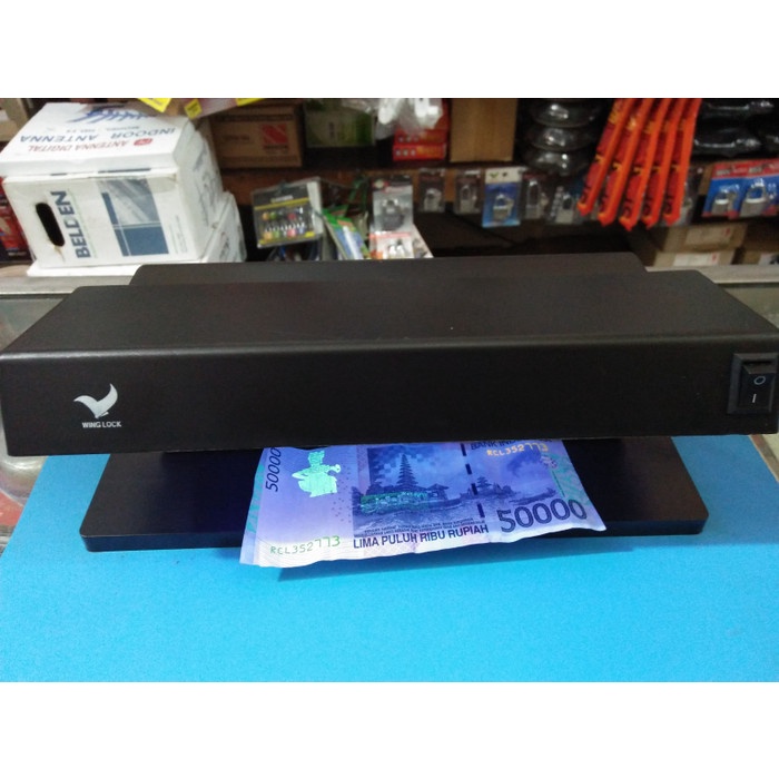 

Terlaris Money detector/ alat deteksi uang palsu 2x6watt SALE