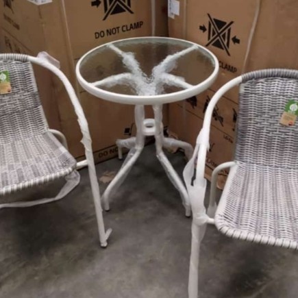 INFORMA - COLORADO SET MEJA KACA & KURSI TERAS ROTAN SINTESIS - PUTIH :)