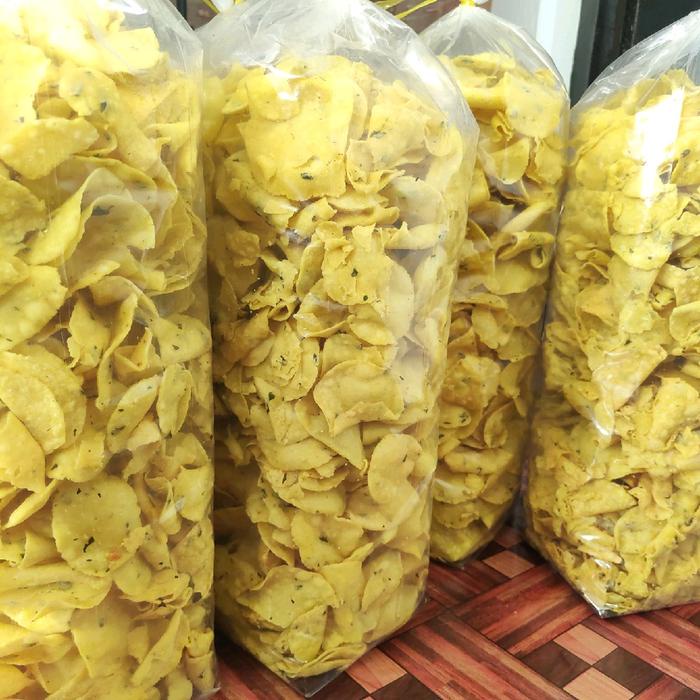 

KECIMPRING SINGKONG COMRING (GEMBLONG) RENYAH DENGAN DAUN BAWANG ALAMI