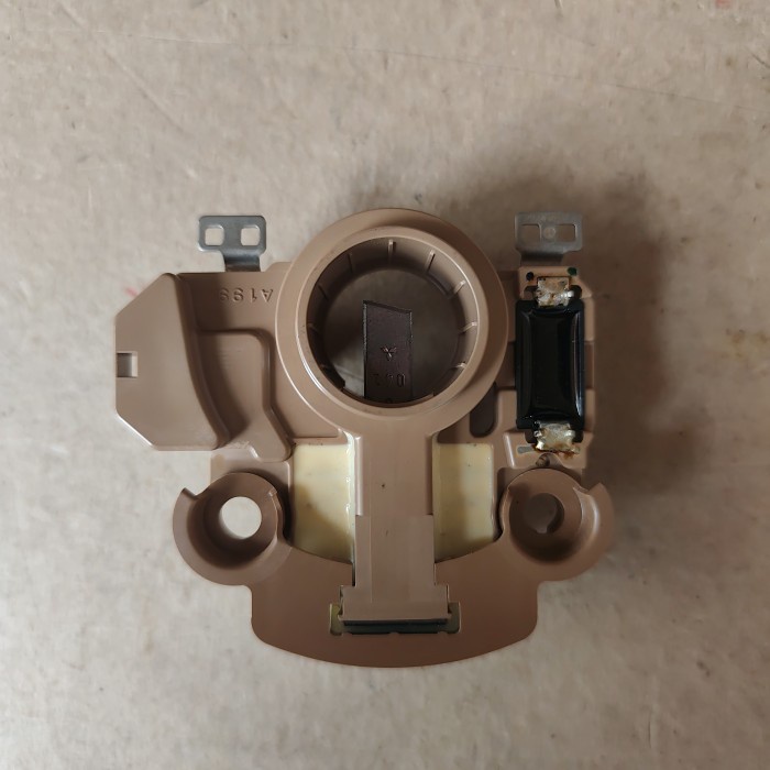 Ic Regulator Dinamo Ampere Alternator Suzuki Carry Futura Injection Original (Laik Pakai)