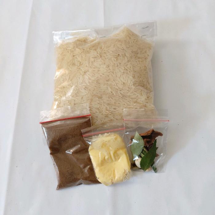 

Bumbu kebuli/briyani/mandhi/kabsah/bukhori enak gurih paket kompl plus beras basmati 500gr