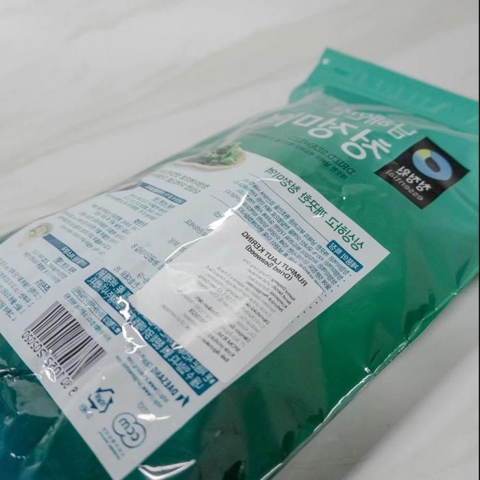 

SALE !!! DAESANG CHUNG JUNG ONE DRIED SEAWEED RUMPUT LAUT KERING SIAP MASAK / MIYEOK 100G READYY