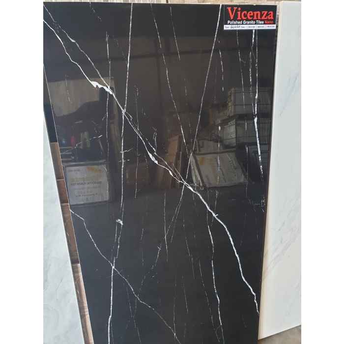 Granit Vicenza Granite Hitam Serat Putih GL12615 60x120 TOP GRADE
