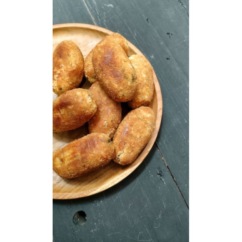 

Kroket Daging isi 10 pcs Frozen Food