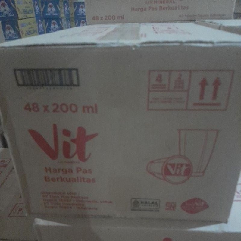 

AIR MINERAL VIT GELAS 200ML X 48 PCS (1DUS)