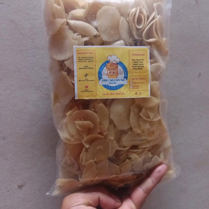 

moring pedas gurih daun jeruk 500g, asli garut // cikungunyah Kering Cemilan Keripik Asin Food