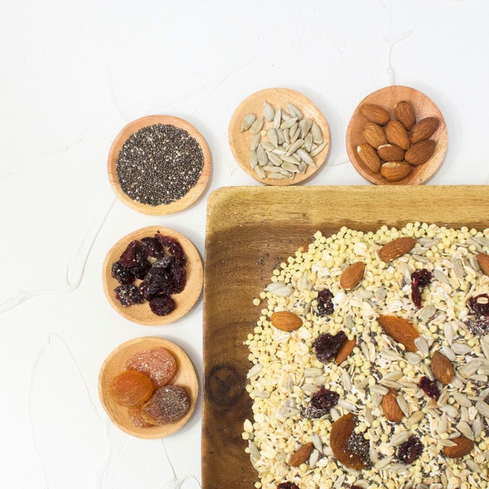 

SALE !!! MUESLI MIX NUTS DRIED FRUITS SEEDS BERRYBLISS SUNRISE 1 KG READYY
