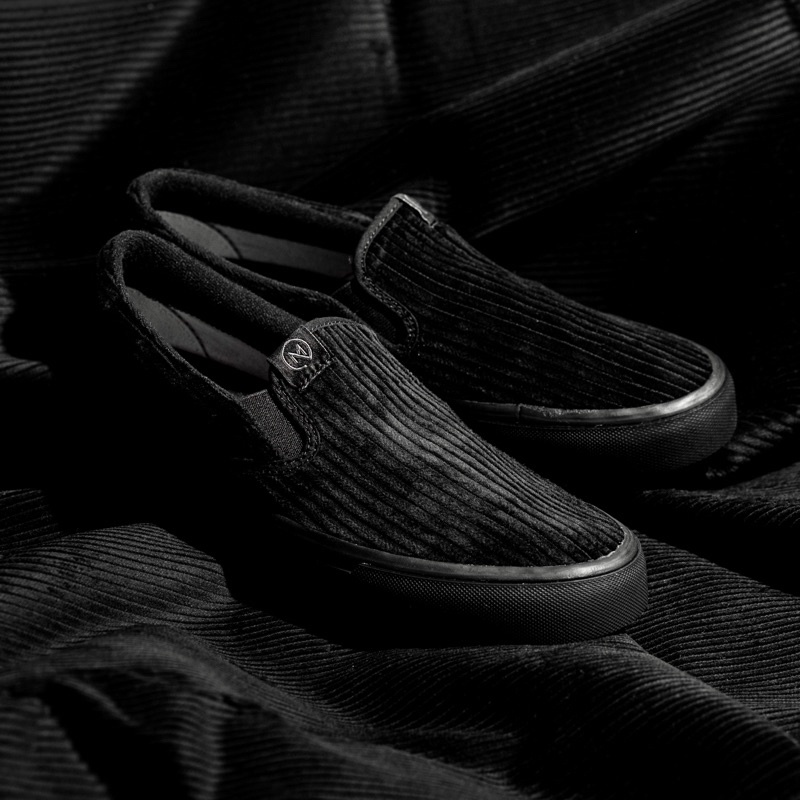 BESTPROMO OFFICAL STORE - MARQUE CORDUROY SLIP ON- MARQUE.CO - For Unisex, Vulcanized