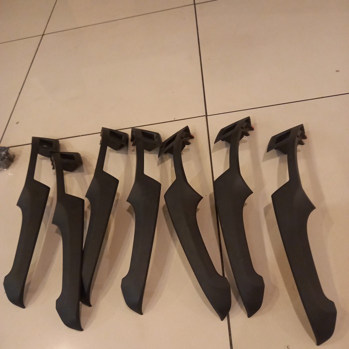 frame head unit yaris 2006